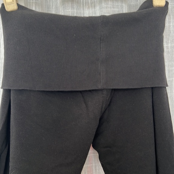 X2 Black Stretchy Thick Fold Over Capri Sweatpants - Picture 12 of 12